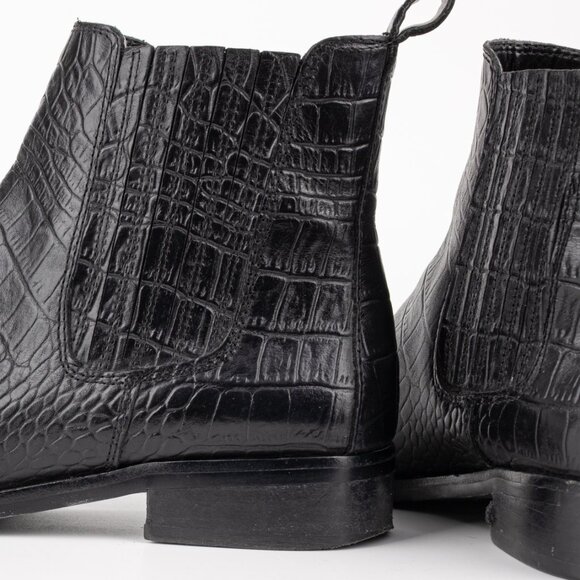Vince Camuto HAVENTA Black Leather Croc-Embossed Chelsea Boots – Women’s 6.5 - Picture 7 of 11